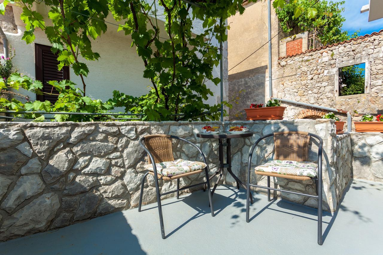קרק Apartment Placido Krk מראה חיצוני תמונה